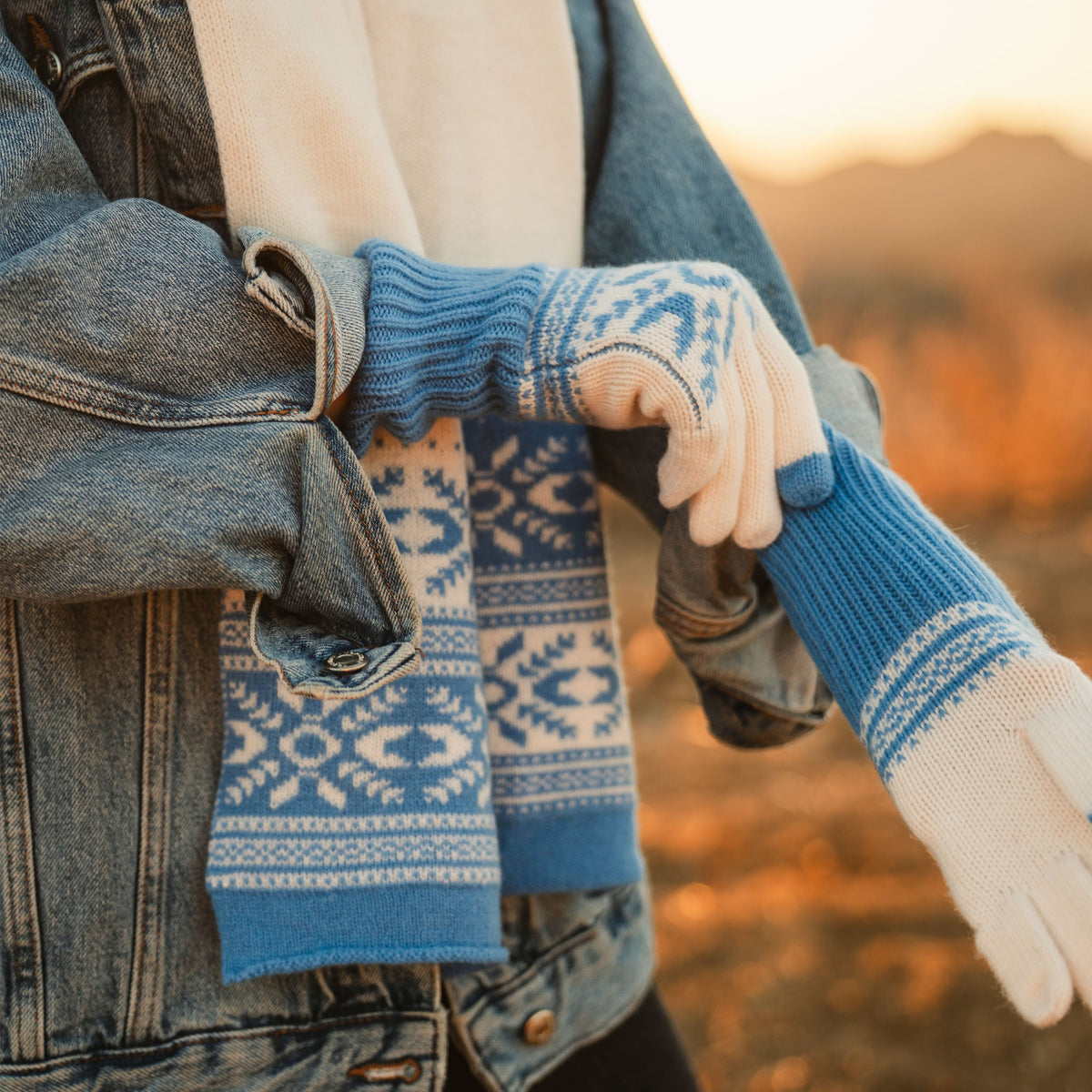 Elva Glove Gloves, Mittens & Wristlets Pistil Designs