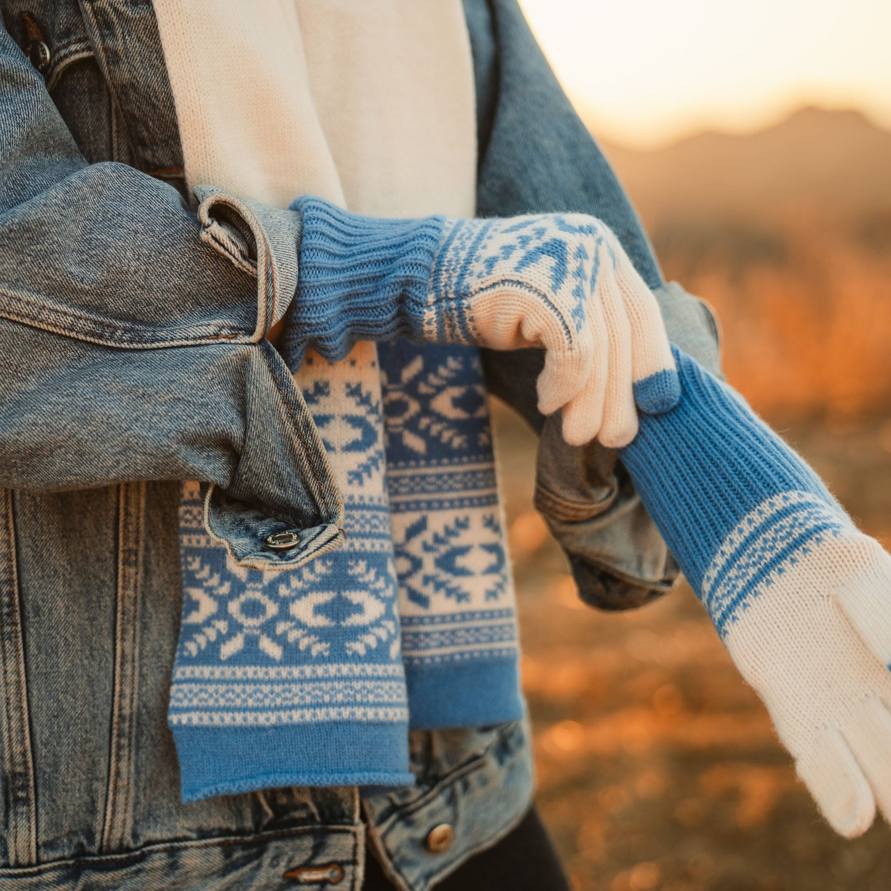 Elva Glove Gloves, Mittens & Wristlets Pistil Designs